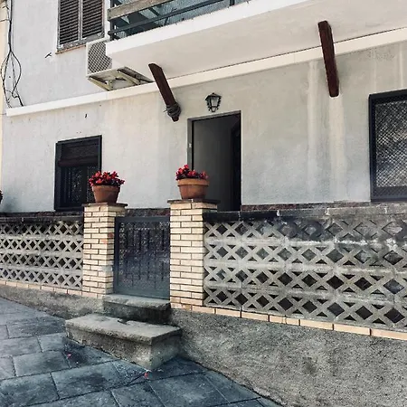 Casa Iaia Holiday home *